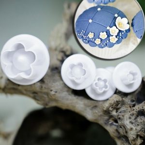 Set de 4 Cortadores de Flor para Repostería y Fondant de Alta Calidad