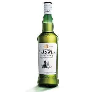 Whisky Black & White 700 ml Sabor Suave y Equilibrado